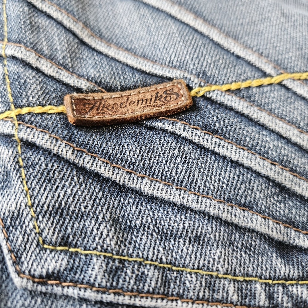 Y2K‎ Akademiks Medium Wash Baggy Embroidered Grunge Jeans Size 32 x 30 - Picture 11 of 16